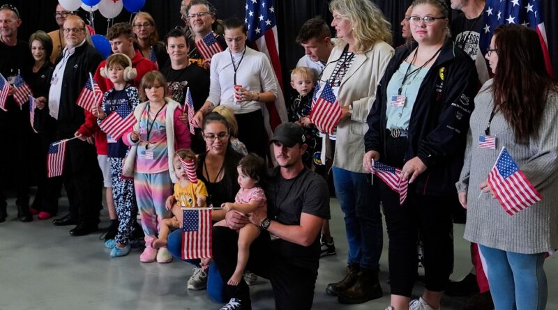 Buri kwezi impunzi 4500 zo muri Afurika y’Epfo zizajya zijyanwa muri Amerika