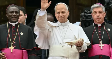 ‘Isi irimo gushwanyaguzwa n’abagome babarirwa ku ntoki’ – Papa i Bamenda