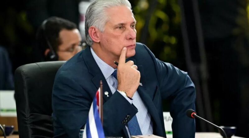 Amerika yafatiye ibihano Perezida wa Cuba n’umuryango we
