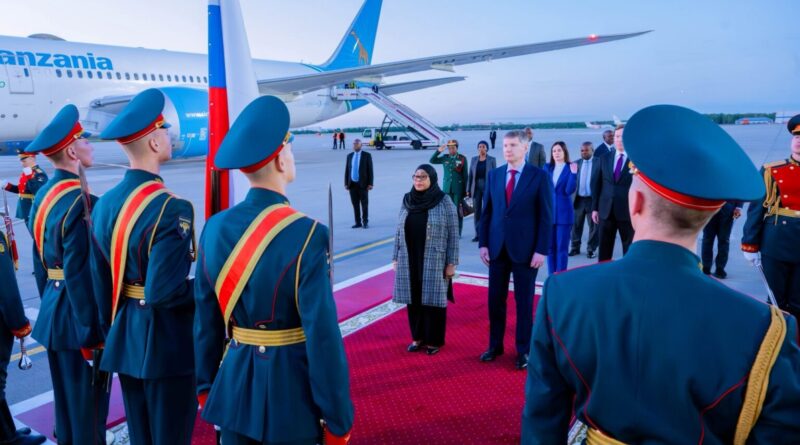 Samia ari mu Burusiya mu ruzinduko rwo guhindura ibintu