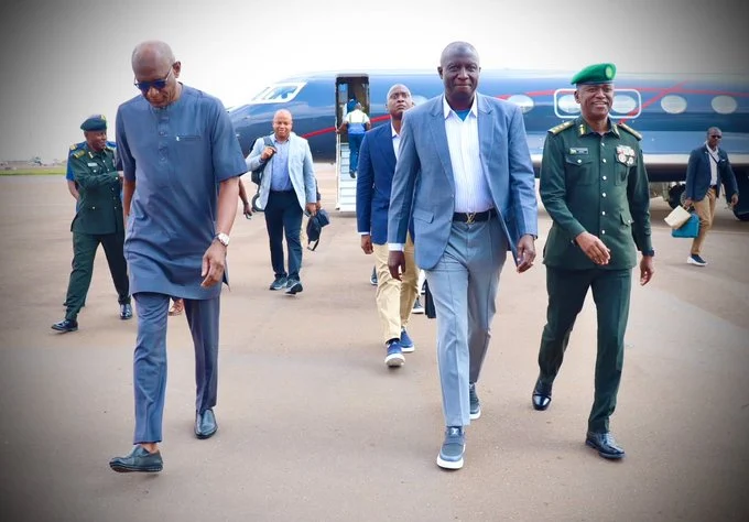 Umugaba w’Ingabo za Nigeria mu ruzinduko rw’iminsi 6 mu Rwanda