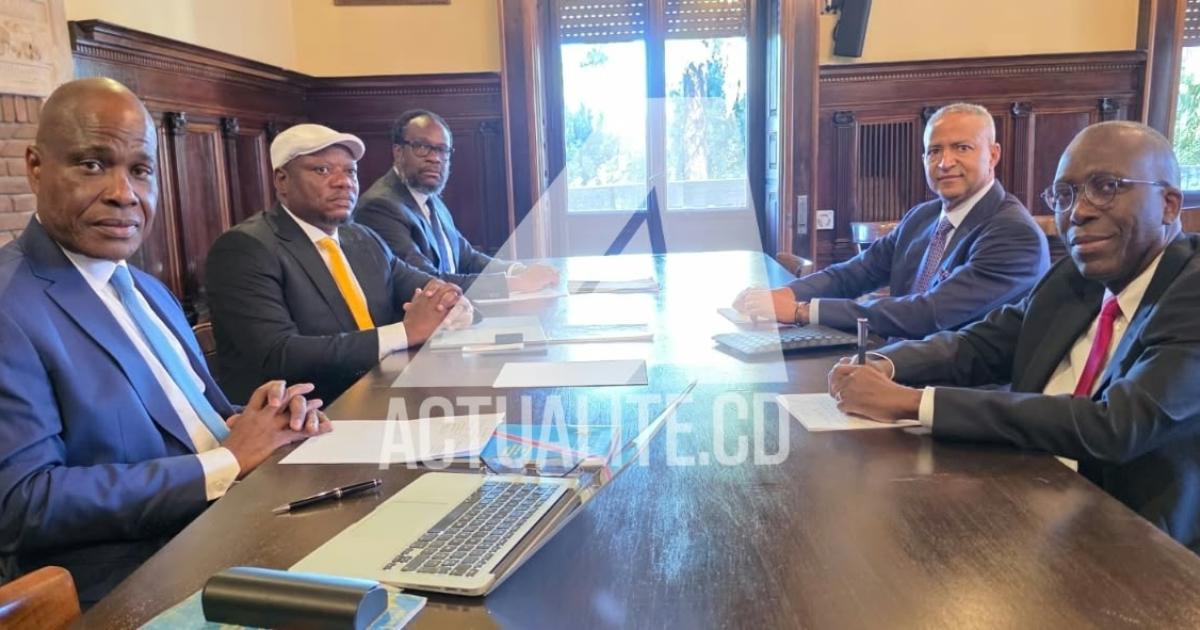 Abatavuga rumwe na Tshisekedi bahuriye mu biganiro i Rome