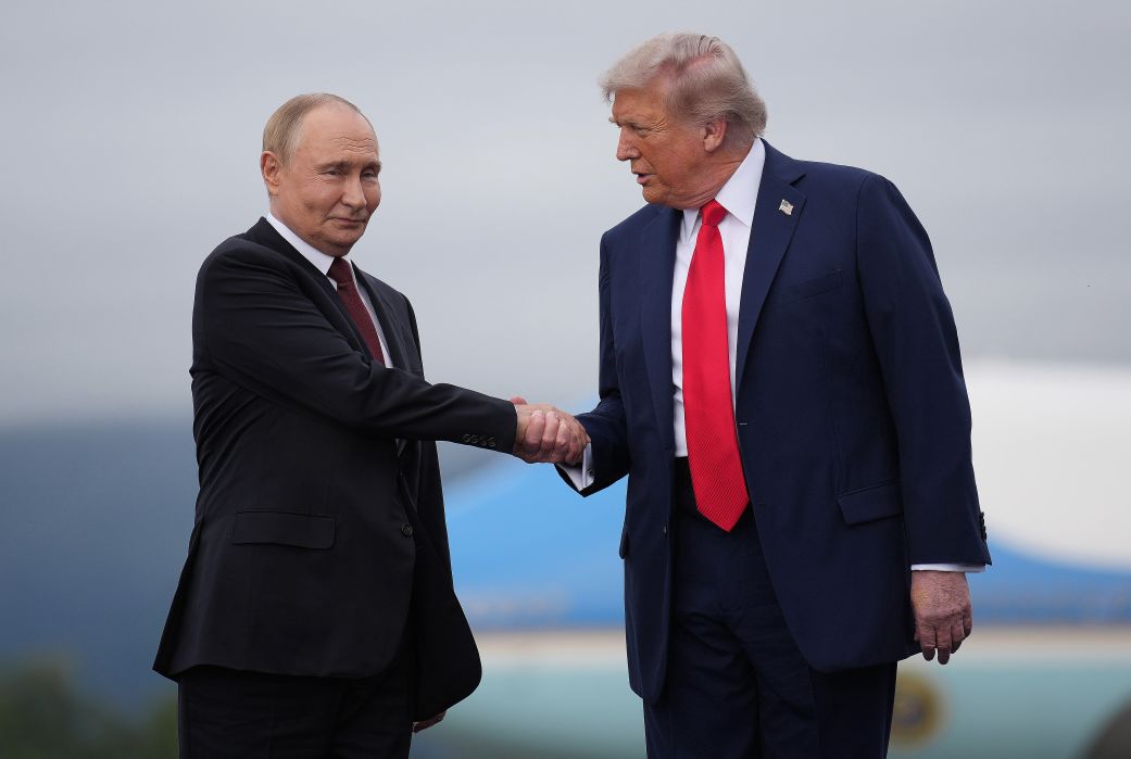 Trump yahagaritse ibihano bishya kuri Putin